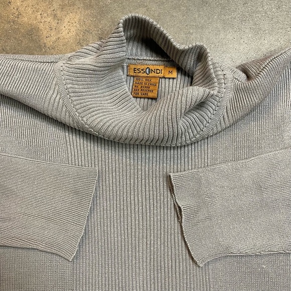 Essendi 100% Silk Ribbed Mock Neck Sweater Gray - Picture 4 of 8